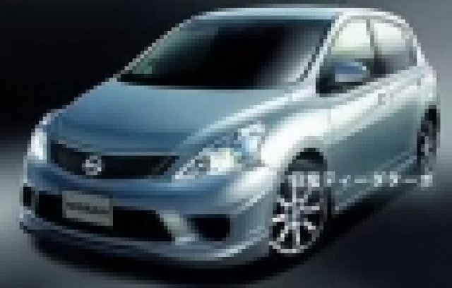 Nissan модернизира Tiida