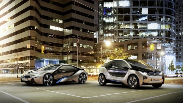 Третият от семейството BMW i ще бъде компактен ван
