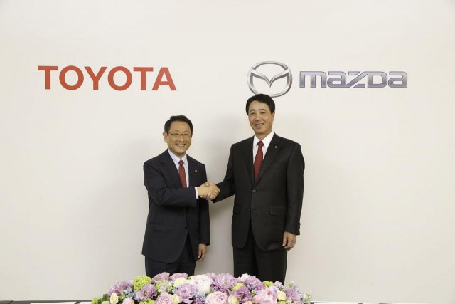 Toyota и Mazda станаха партньори