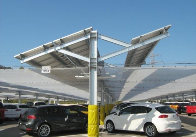 SEAT построи най-големия соларен парк в автоиндустрията