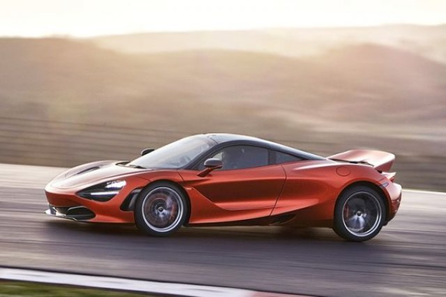 McLaren замени 650S със 720S