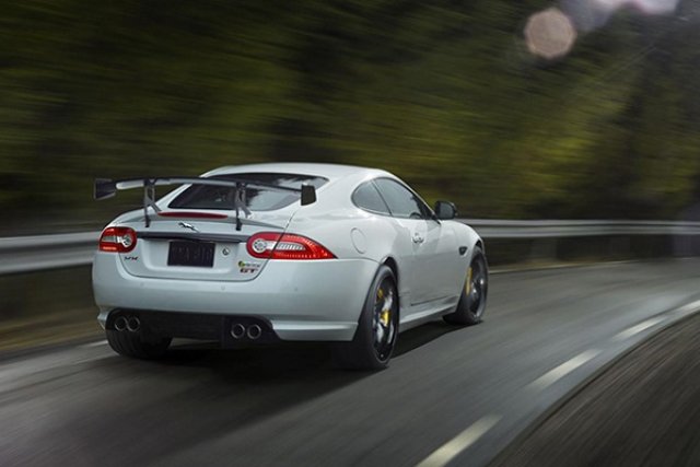 Jaguar се отказва от битката с Bentley и Aston Martin