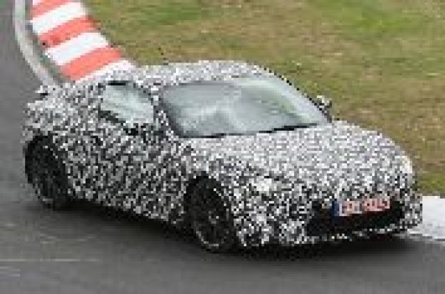 Купето на Subaru заснето на Нюрбургринг