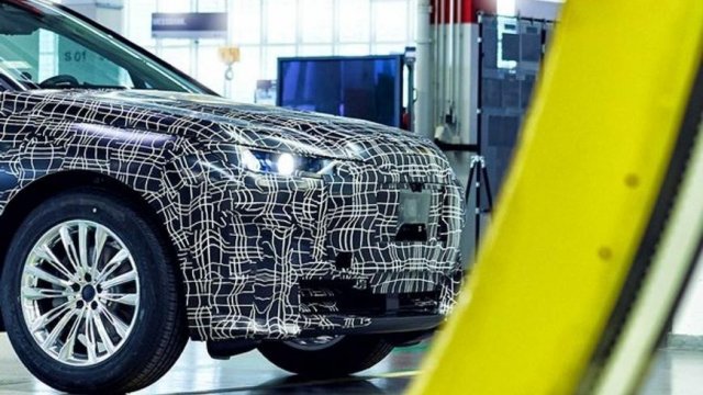 BMW iNext ще получи