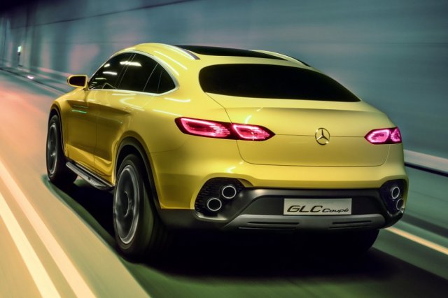 Mercedes-Benz е готова с конкурента на Tesla Model X