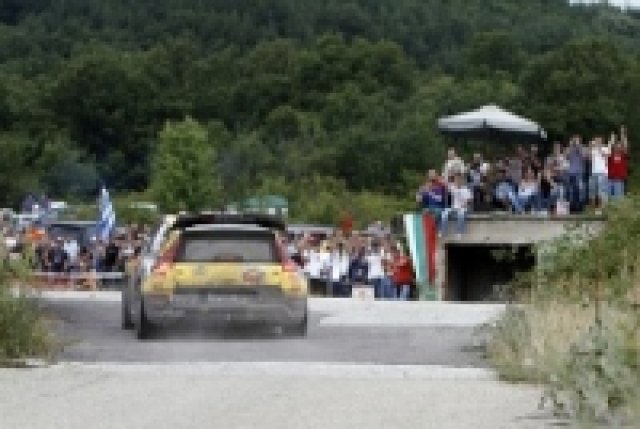 Солберг скъсява дистанцията до Сордо