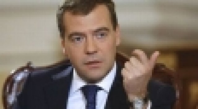 Медведев ще спасява сделката Magna-Opel