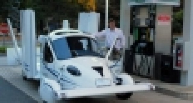 Първата летяща кола полетя - Видео