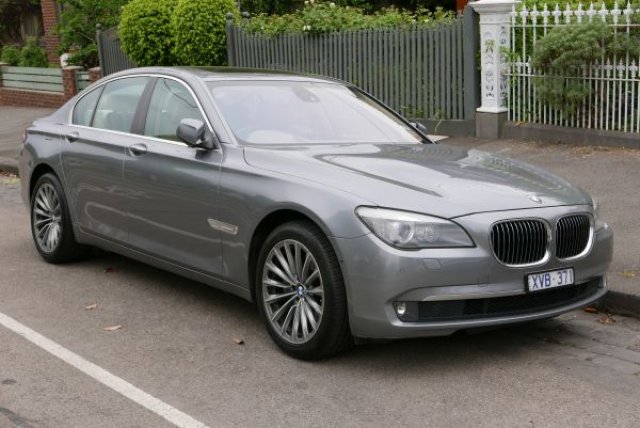 Шофьорите на сиво BMW 730d превишават най-често скоростта