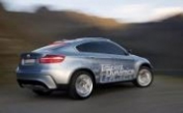 BMW представя хибридна версия на Concept X6