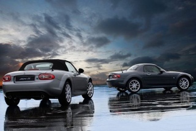 Mazda и Alfa Romeo с общ роудстер