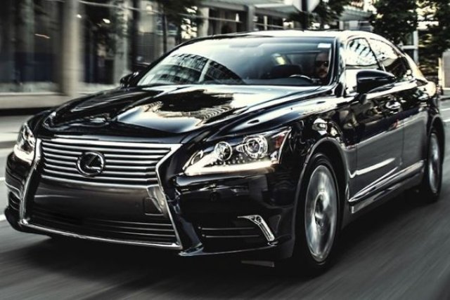 Lexus LS с нови версии