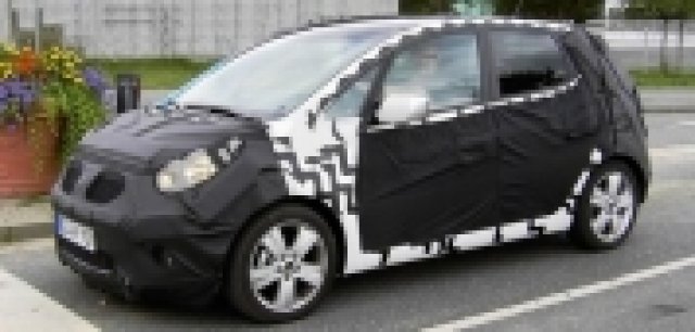 Kia с нов мини ван