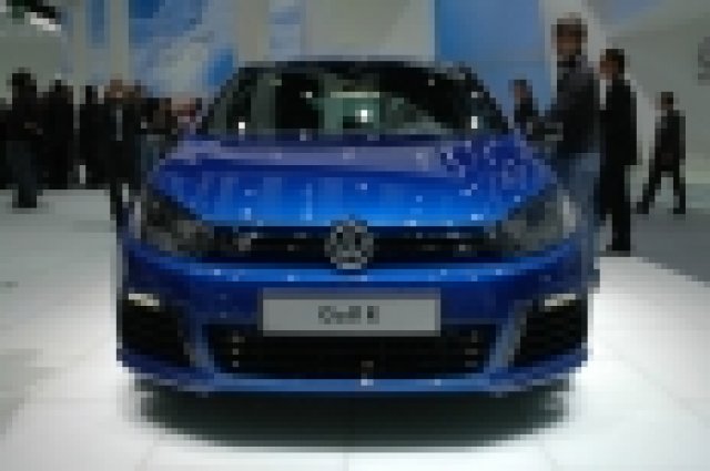 Volkswagen Golf R = бързина и икономичност