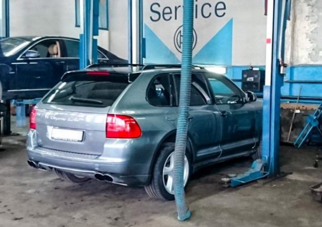 Пет причини да не се купува луксозен джип на старо