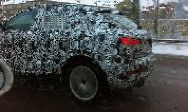 Започнаха тестовете на Audi Q3 на пътя