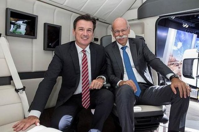 Интрига около следващия шеф на Mercedes