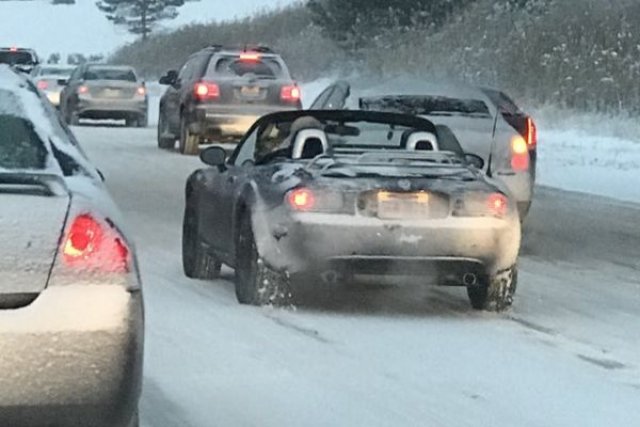 Свръхчовек: със смъкнат покрив при минус 9