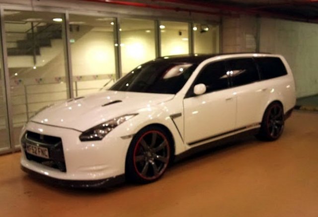 Nissan GT-R комби в Португалия