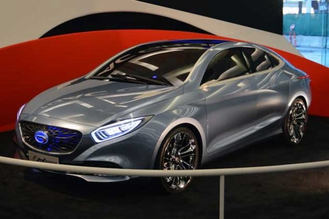 Китайците атакуват с хибриди и електоромобили