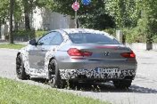 BMW M6 с по-лек камуфлаж