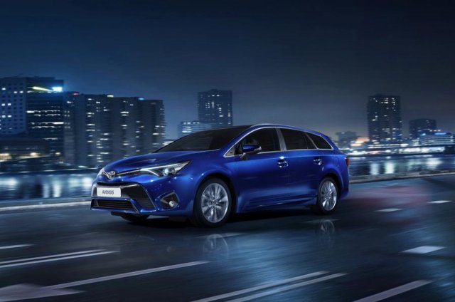 Toyota Avensis получи два дизела от BMW