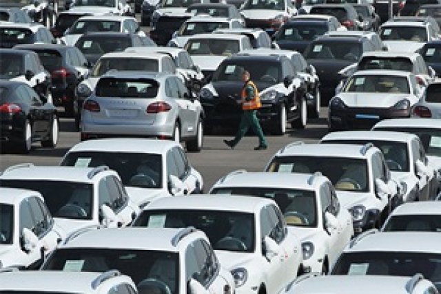 Разбиха 110 автомобила Porsche в завода в Лайпциг