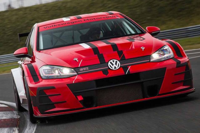 Пистовият VW Golf GTI TCR вече развива 350 коня (ВИДЕО)