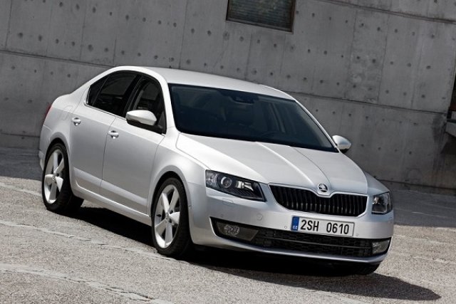 Skoda Octavia е 