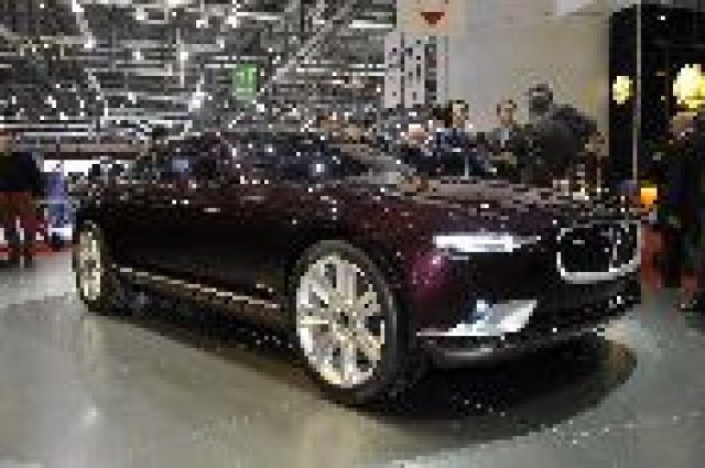 Това е Bertone B99