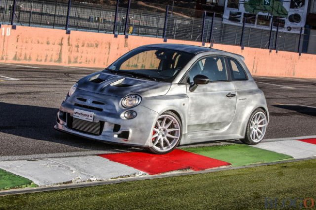 Италианци „напомпаха“ Fiat 500 до 248 к.с.