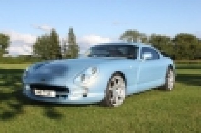 TVR Cerbera на Дейвид Бекъм се продава в Ebay