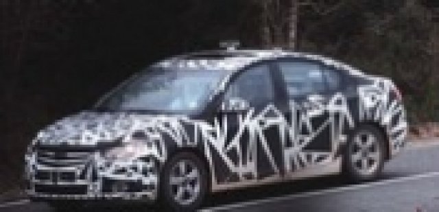 Неофициални снимки от бъдещото поколение на Chevrolet Nubira