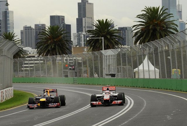 F1 - McLaren или Red Bull?