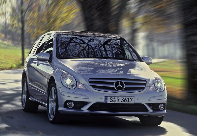 Ремонт на Mercedes - по-скъп от ново Porsche