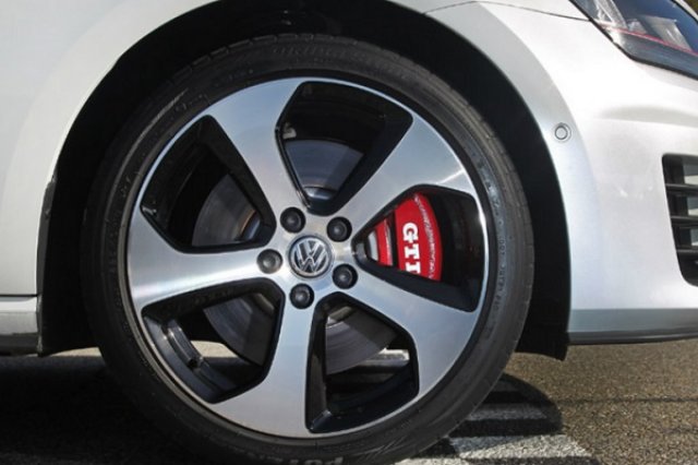 Германци пускат достъпни карбонови джанти