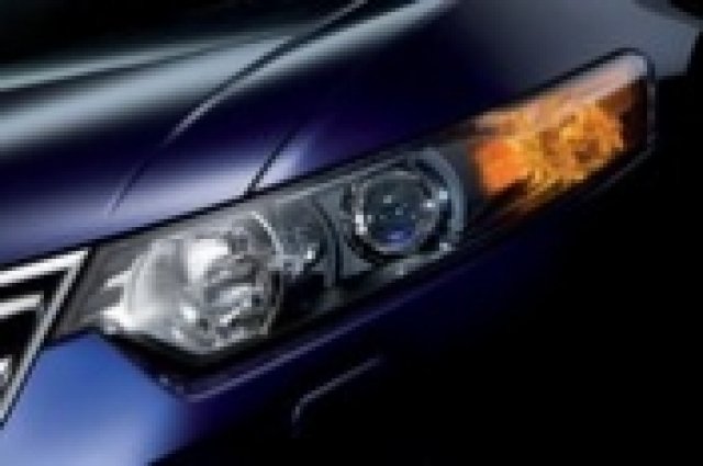 Honda показа тийзъри на бъдещия Accord