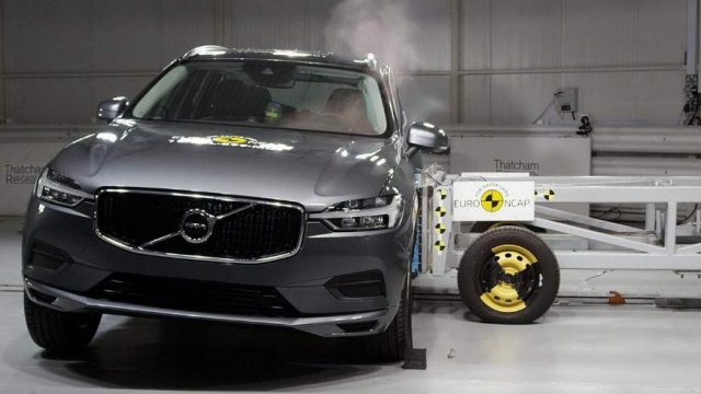 Volvo ще спира пияните шофьори от 2020 г.