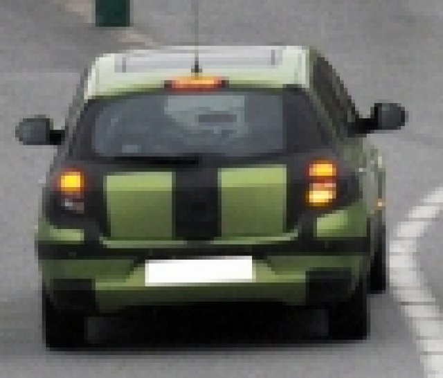 Първи шпионски снимки на модернизираното Renault Clio