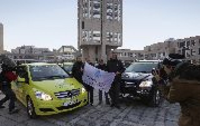 Завърши водородната обиколка на Mercedes-Benz