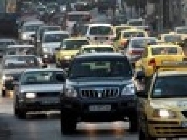 Искат изравняване на акциза на нови и стари автомобили