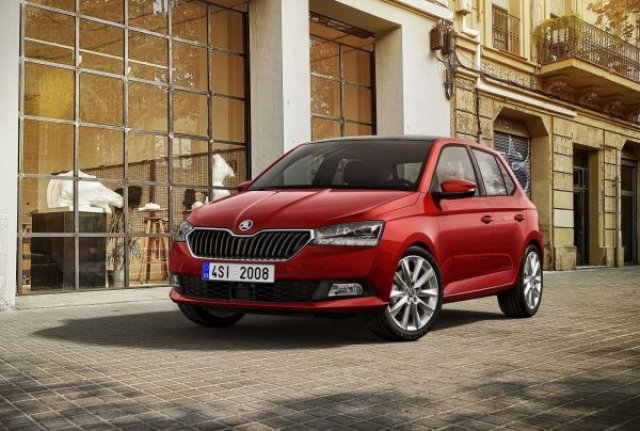 Обновената Skoda Fabia остана без дизел