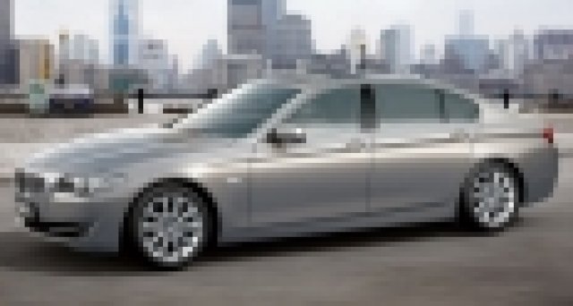 Дългата база на Серия-5 на BMW е за Китай