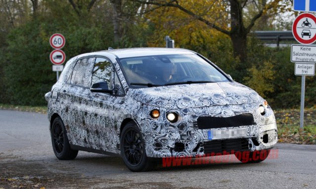 BMW 1-Series седан ще излезе през 2016 г.