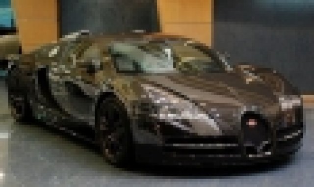 Уникалeн Bugatti Veyron се продава в Дубай