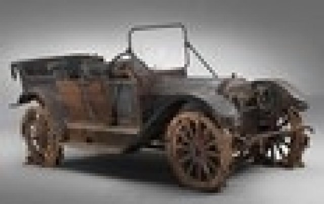 Oldsmobile Limited от 1911 г. продаден за 1.65 млн долара