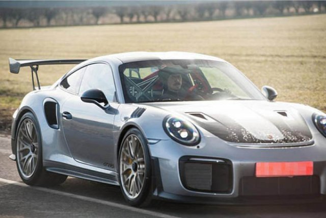 Ибрахимович показа новото си 911 GT2 RS