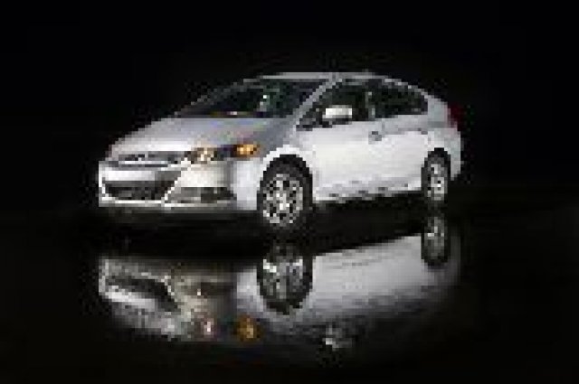 Honda промени базисния Insight модел 2011