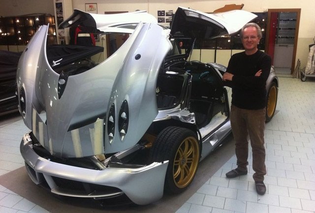 Pagani представи първата готова Huayra