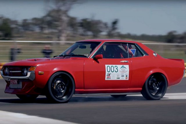 1000 конски сили за Celica от 1971 г. (Видео)